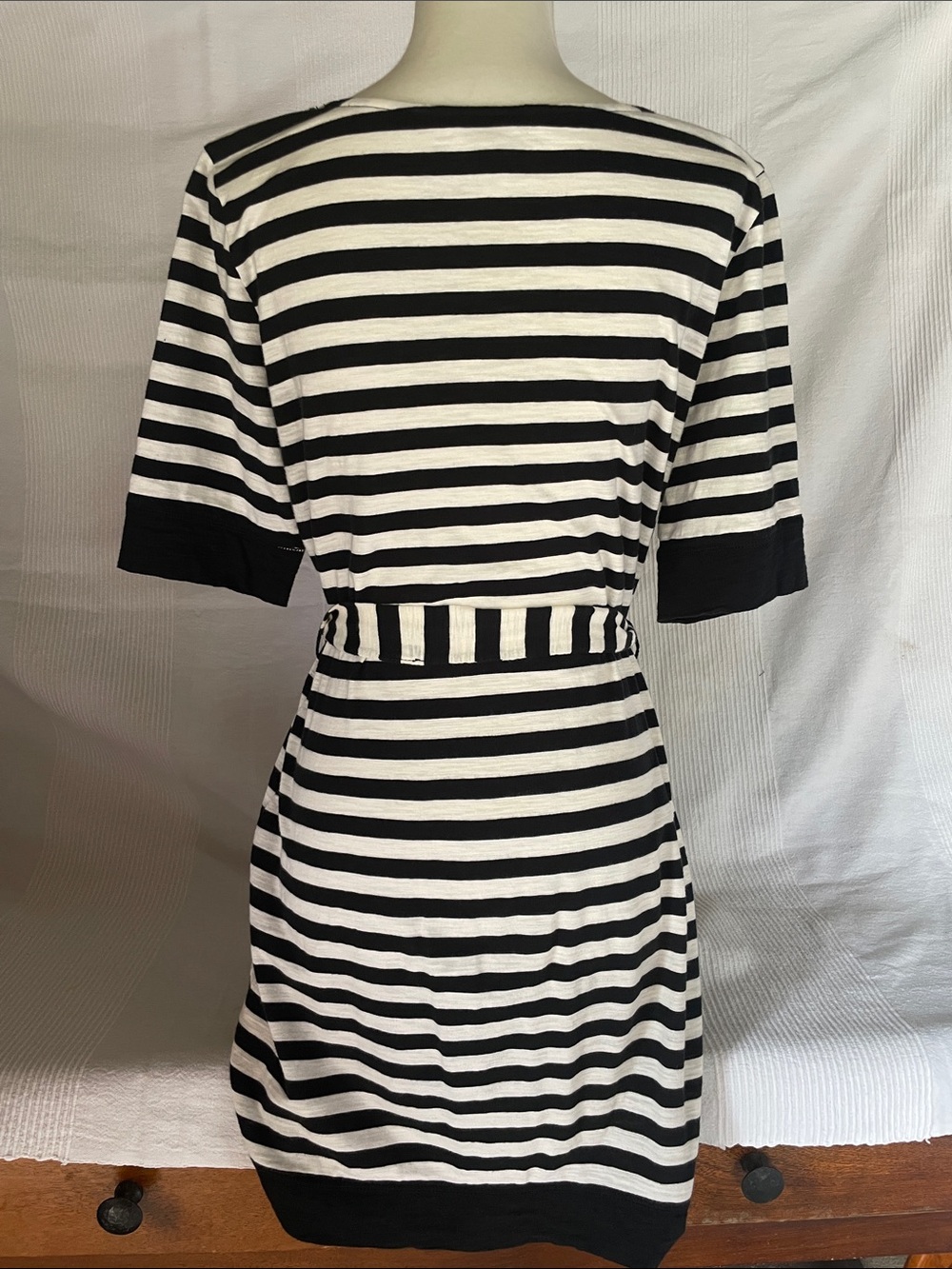 Banana Republic Black & White Striped Belted Women's Dress - Picture 4 of 4